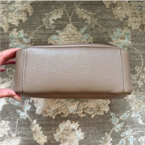 COACH Hadley Convertible Shoulder/Crossbody in Dark Stone with Gold Hardware - Picture 3 of 9